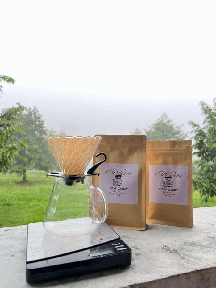 เมล็ดกาแฟคั่วสด โรบัสต้า 100% " LOM CHOY " (Light) ขนาด 250 g. ตรา LOM CHOY