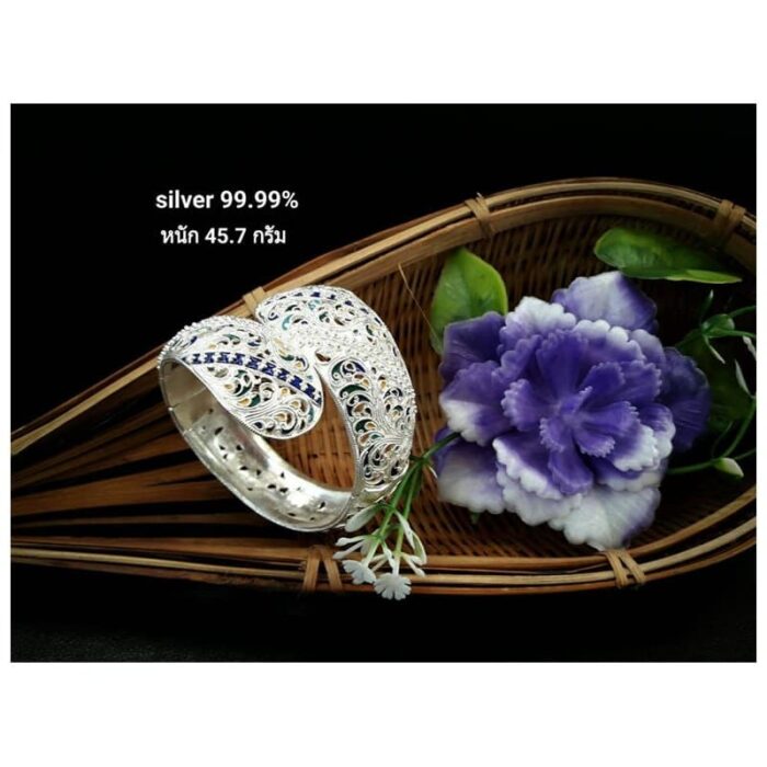 กำไลข้อมือเงินโบราณ ตรา ลำตัดเงินโบราณ